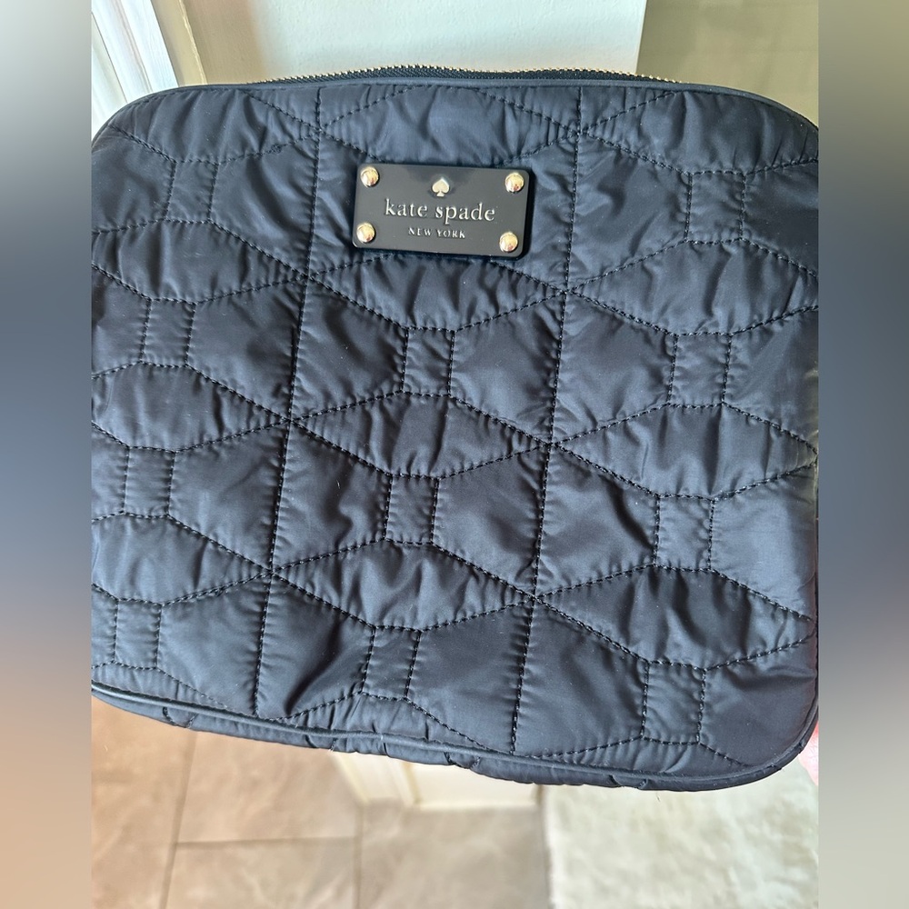 Kate Spade black quilted crossbody bag EUC